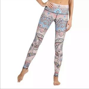 Yoga Democracy Leggimgs